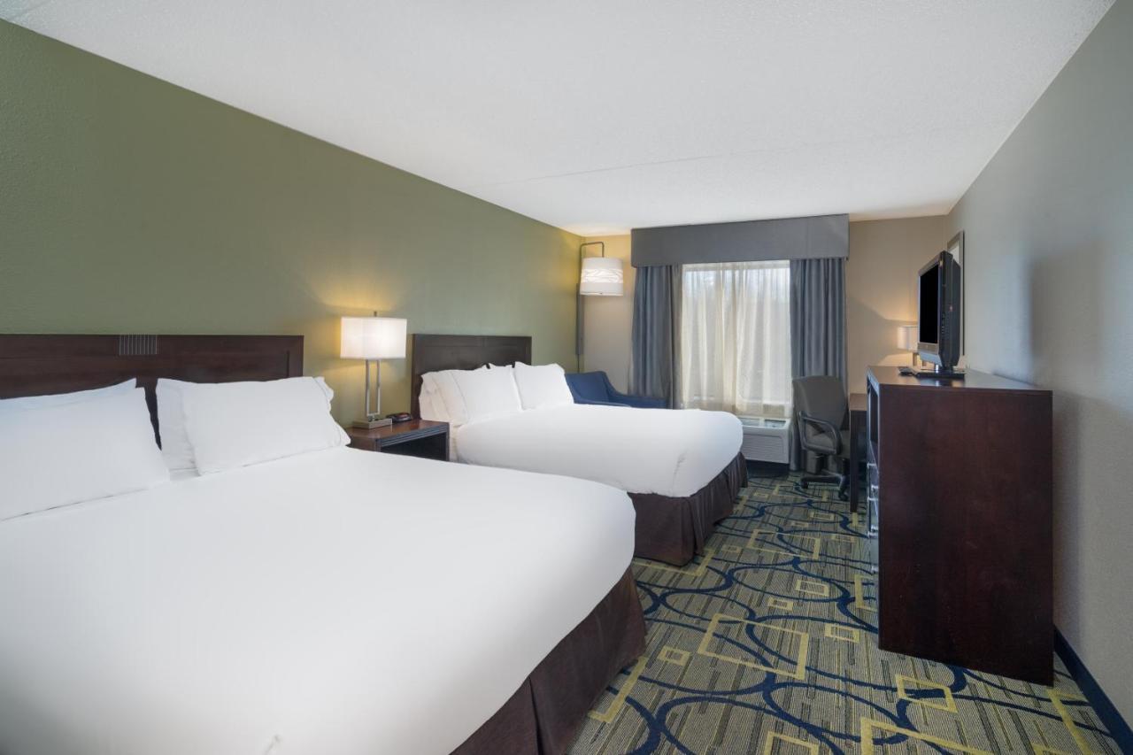 Hotel Express & By Ihg